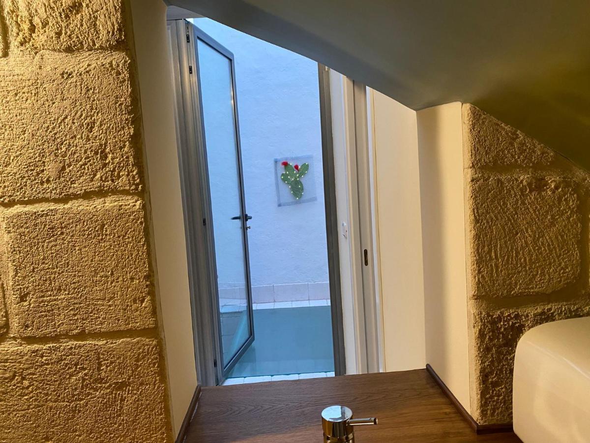 Casa Vacanze Disque Rouge Trani Zewnętrze zdjęcie