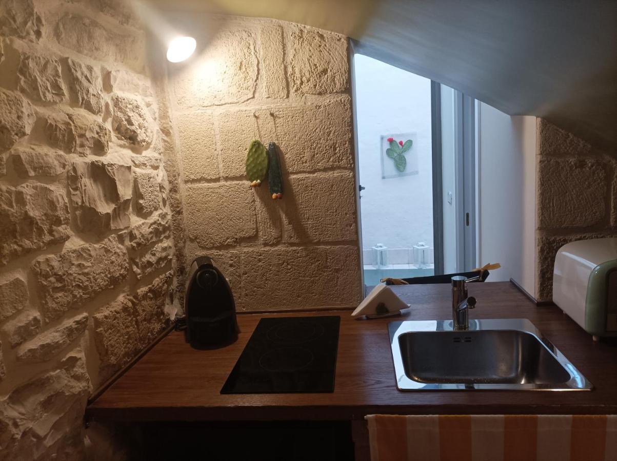 Casa Vacanze Disque Rouge Trani Zewnętrze zdjęcie
