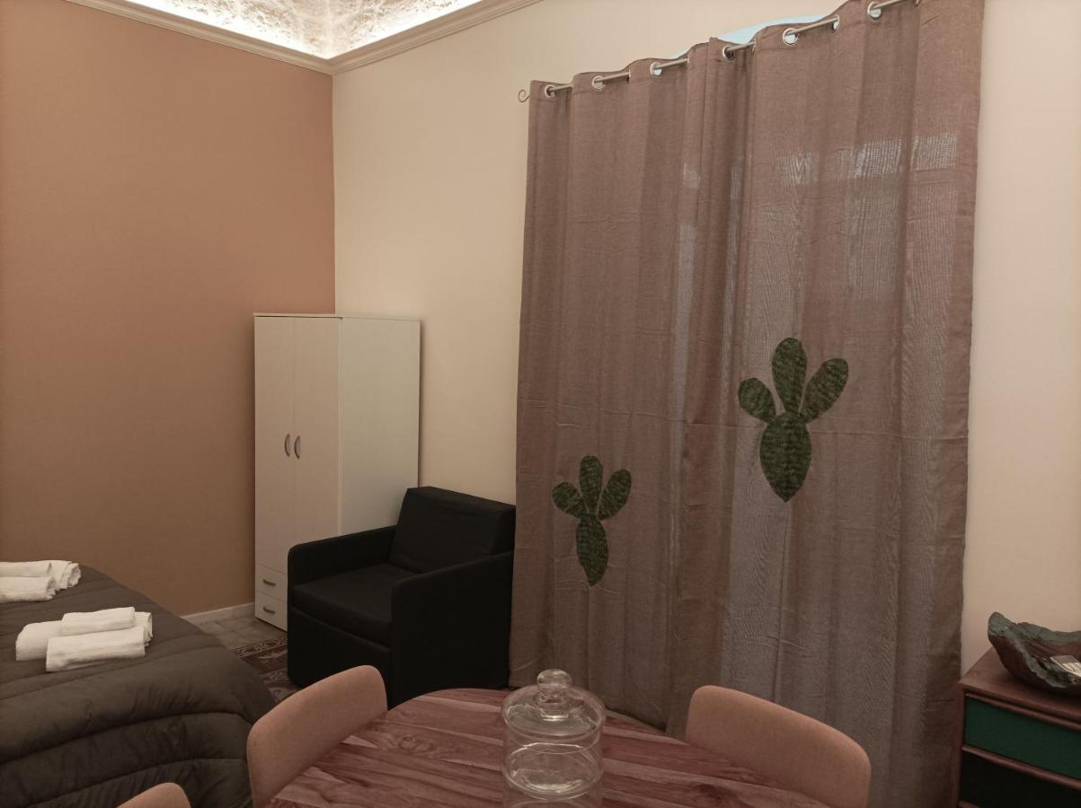 Casa Vacanze Disque Rouge Trani Zewnętrze zdjęcie